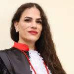 Fabi Diniz de Queiroz Pilate faz história como primeira promotora de Justiça trans do Brasil