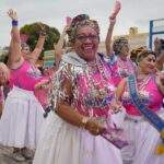 Banda Maria vem com as outras une folia e conscientização no Centro de Manaus